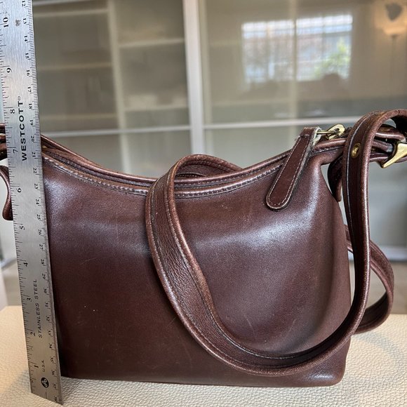 Vintage Coach Crossbody Bag 9136 - Picture 3 of 8